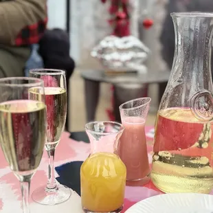 Bottomless mimosa with pineapple juice and Bellini