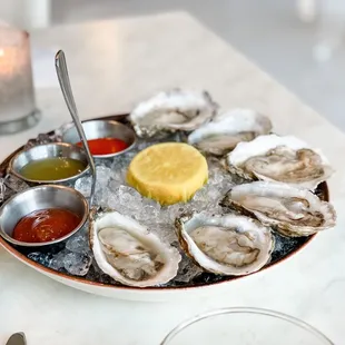 1/2 Half Dozen Oysters