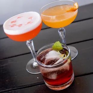 oysters and mussels, drink