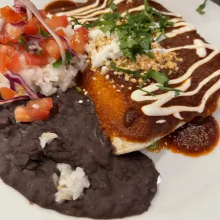 Enchiladas de Pollo Family