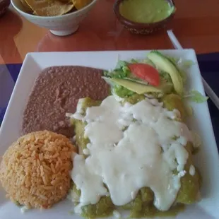 a plate of mexican food