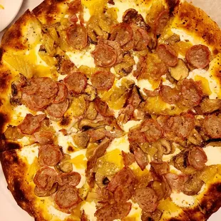 Sausage pizza