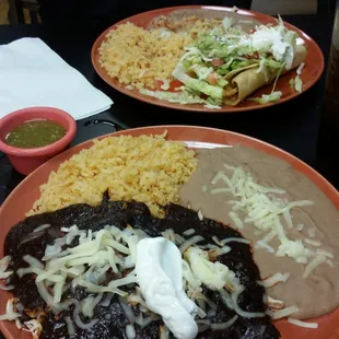 Mole Enchiladas