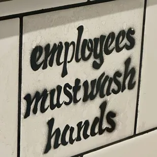 employees must wash hands