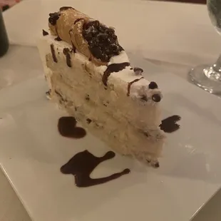 Cannoli cake