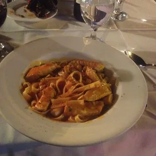 Fettuccine Al Salmone