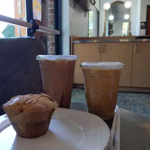 Gluten free chocolate chip muffin, large iced mocha, medium iced Cuban latte