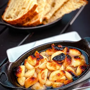 Marinated garlic with bread
