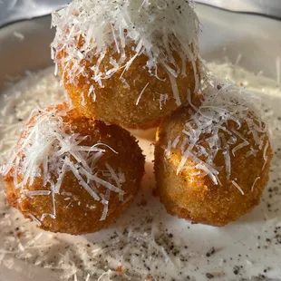 Cacio e Pepe arancini