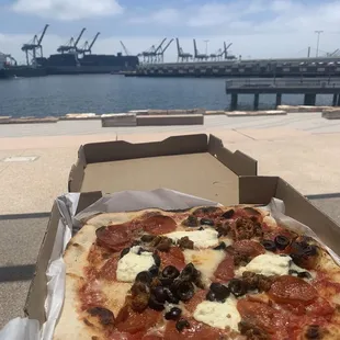 Og Waterfront Detroit Pizza