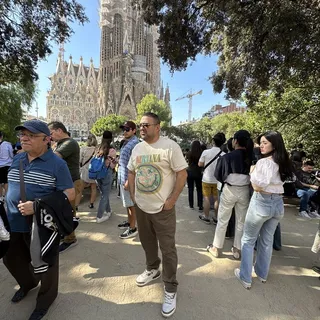 Arturo M.
