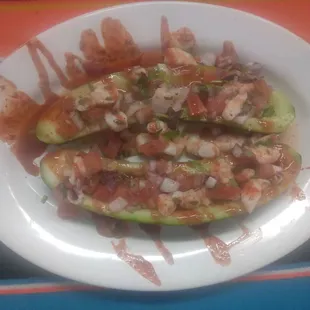 Rico pepino relleno  de camaron
