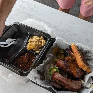 Ribs, Mac and cheese, beans
