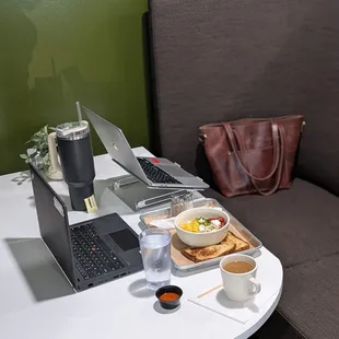 high back booth on both sides. excellent for a working morning