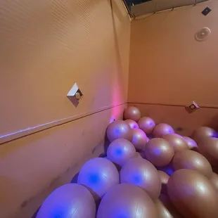 Ball pit