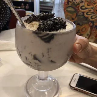 Grass Jelly Milk Drink Iced