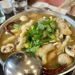 Spicy Chicken Feet Soup