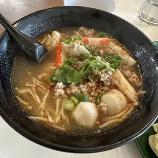 NS5. Tae Chew Tom Yum