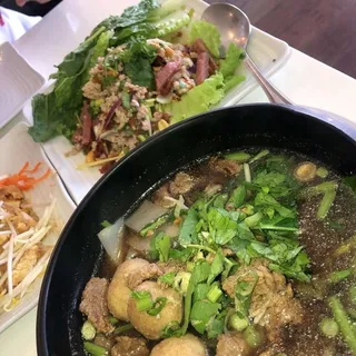 NS7. Thai Boat Noodles