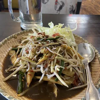 P3. Tum Mua Salad