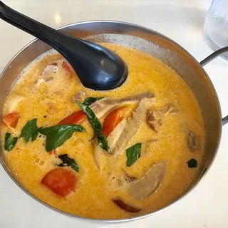 C6. Roasted Duck Curry