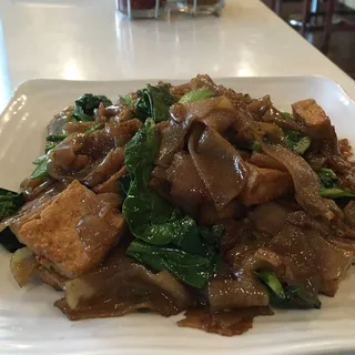 PN5. Pad See Ew Noodle