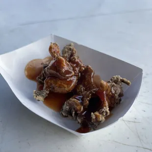 Famous fried chicken with bbq sauce