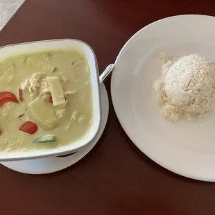 Green curry chicken