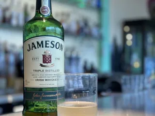 Leeward Bowl Bar & Grill