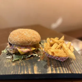 The Tikka Burger / Salad