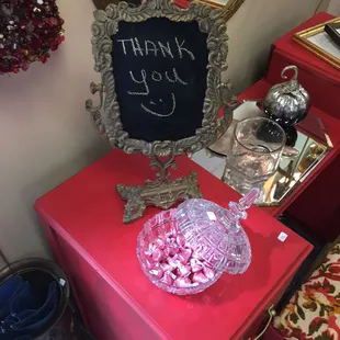 Free "thank you" kisses on the way out. Classy.