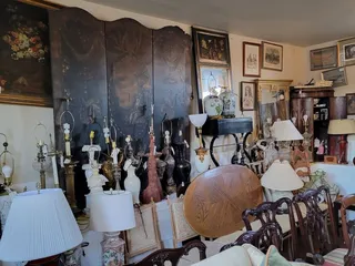 Antique Design Center