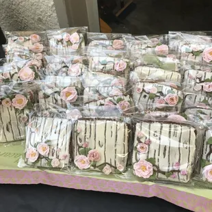 Boho Chic-Roses on the Fence Cookies