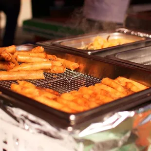 a tray of fried food