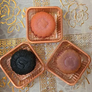 2024 Moon Festival Gift Set with cranberry, earl grey and black sesame.