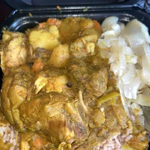 Large Curry Chicken with cabbage and rice