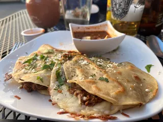 Xicamiti La Taquería Bistro
