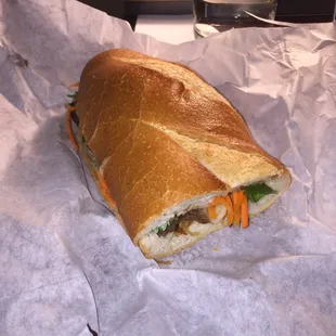 Short rib banh mi as received