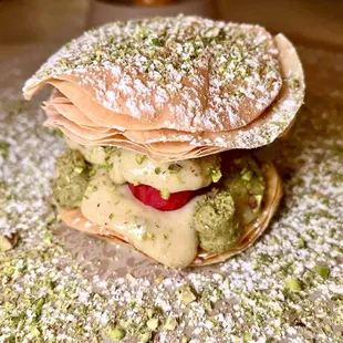 Baklava (Dessert)