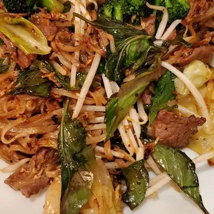 Drunken Noodle - beef