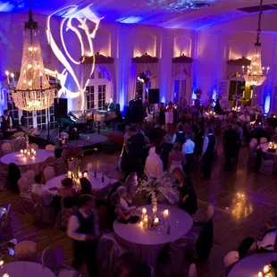 Wedding uplighting by Instant Request