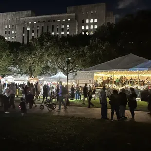 The gathering crowd for Luna Fete