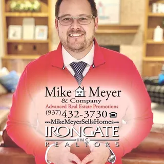 Mike M.