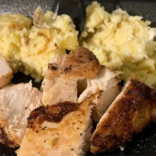 chicken and mashed potatoes