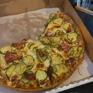 Pickle pizza