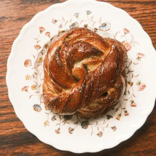 Grains of Paradise Bun