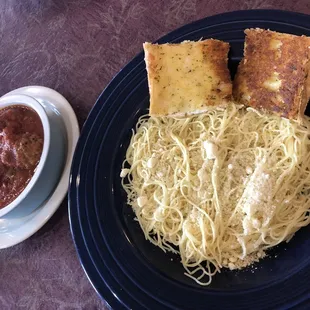 Spaghetti &amp; Meatballs with the sauce on the side (I requested it this way).