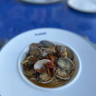 Linguine and clams