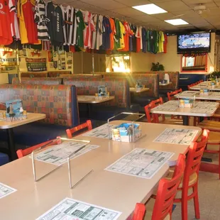 sushi and sashimi, interior