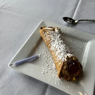 Perfectly created cannoli